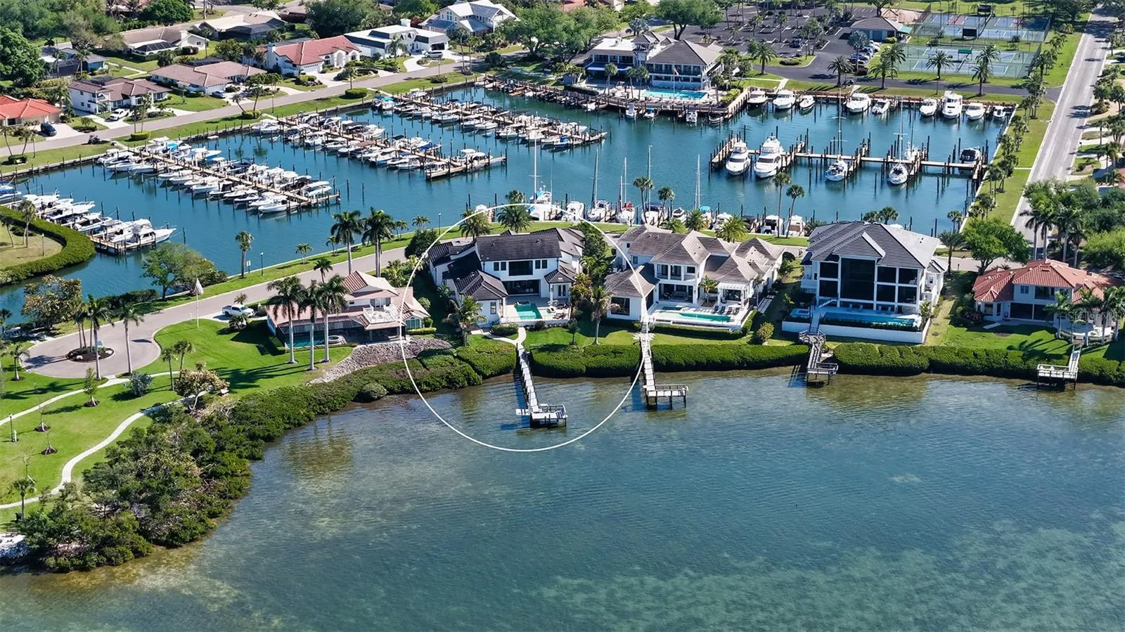 313 LOOKOUT POINT DR