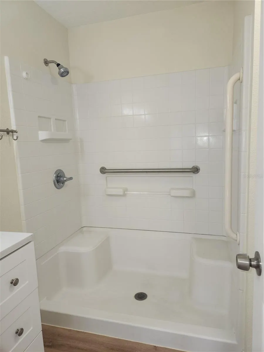 1652 SW HARLEM CIR