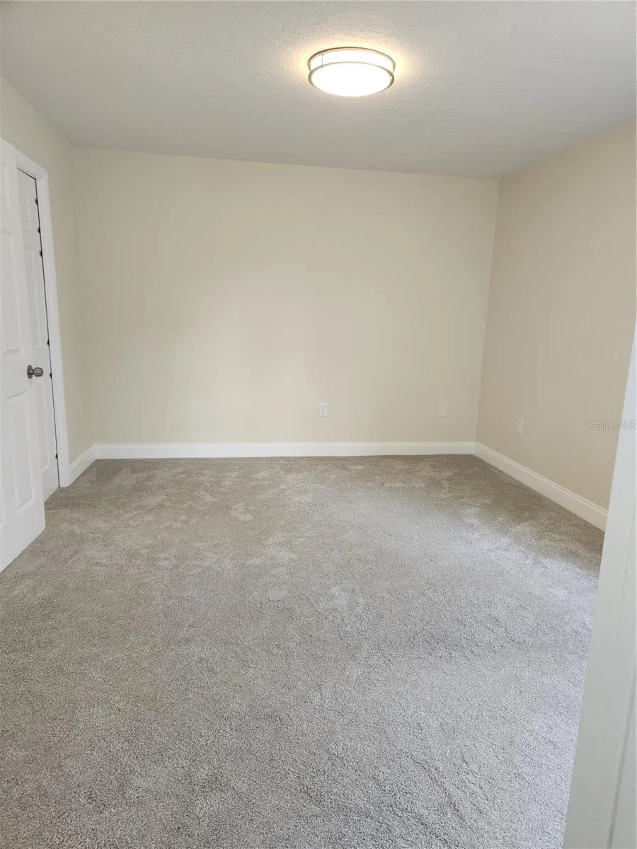 1652 SW HARLEM CIR