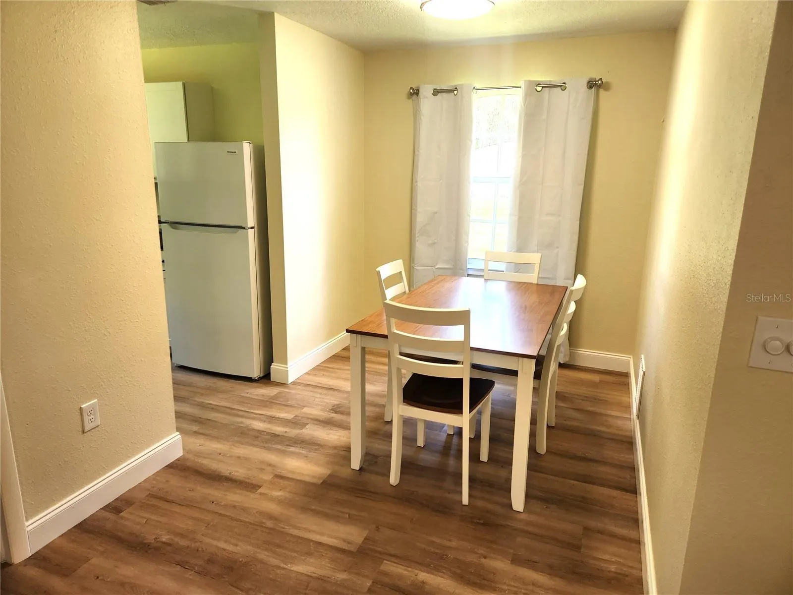 1652 SW HARLEM CIR
