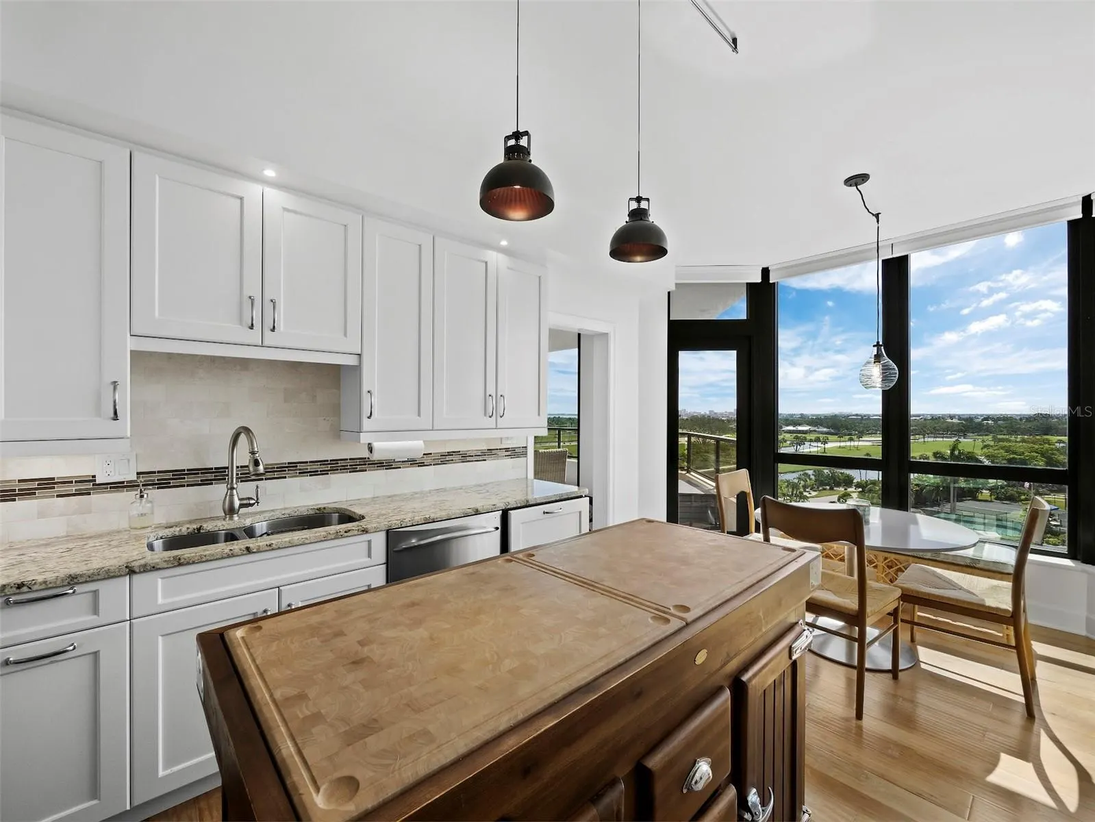 535 SANCTUARY DR #A603 #A603