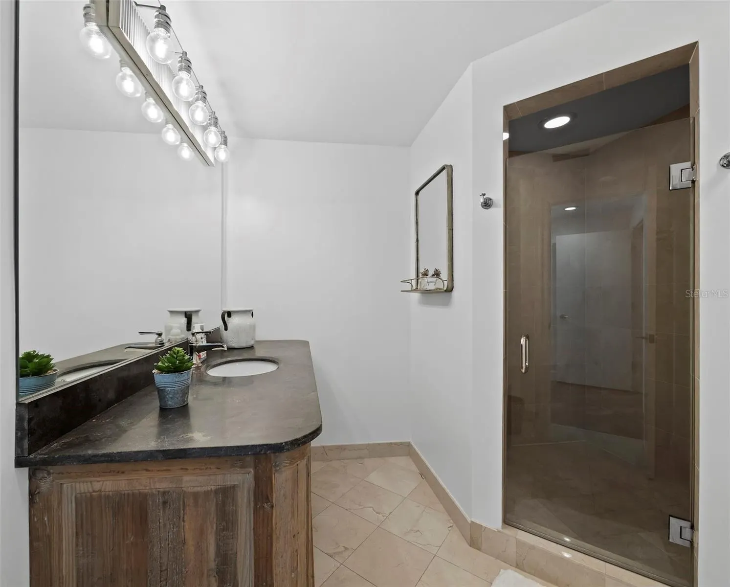 535 SANCTUARY DR #A603 #A603