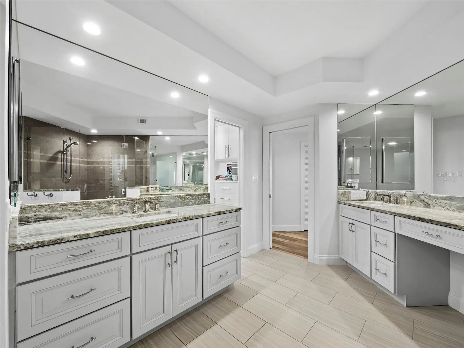 535 SANCTUARY DR #A603 #A603