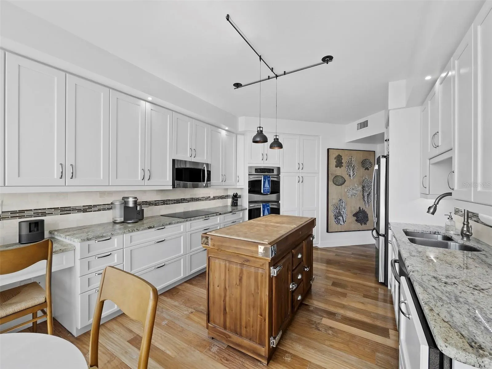 535 SANCTUARY DR #A603 #A603