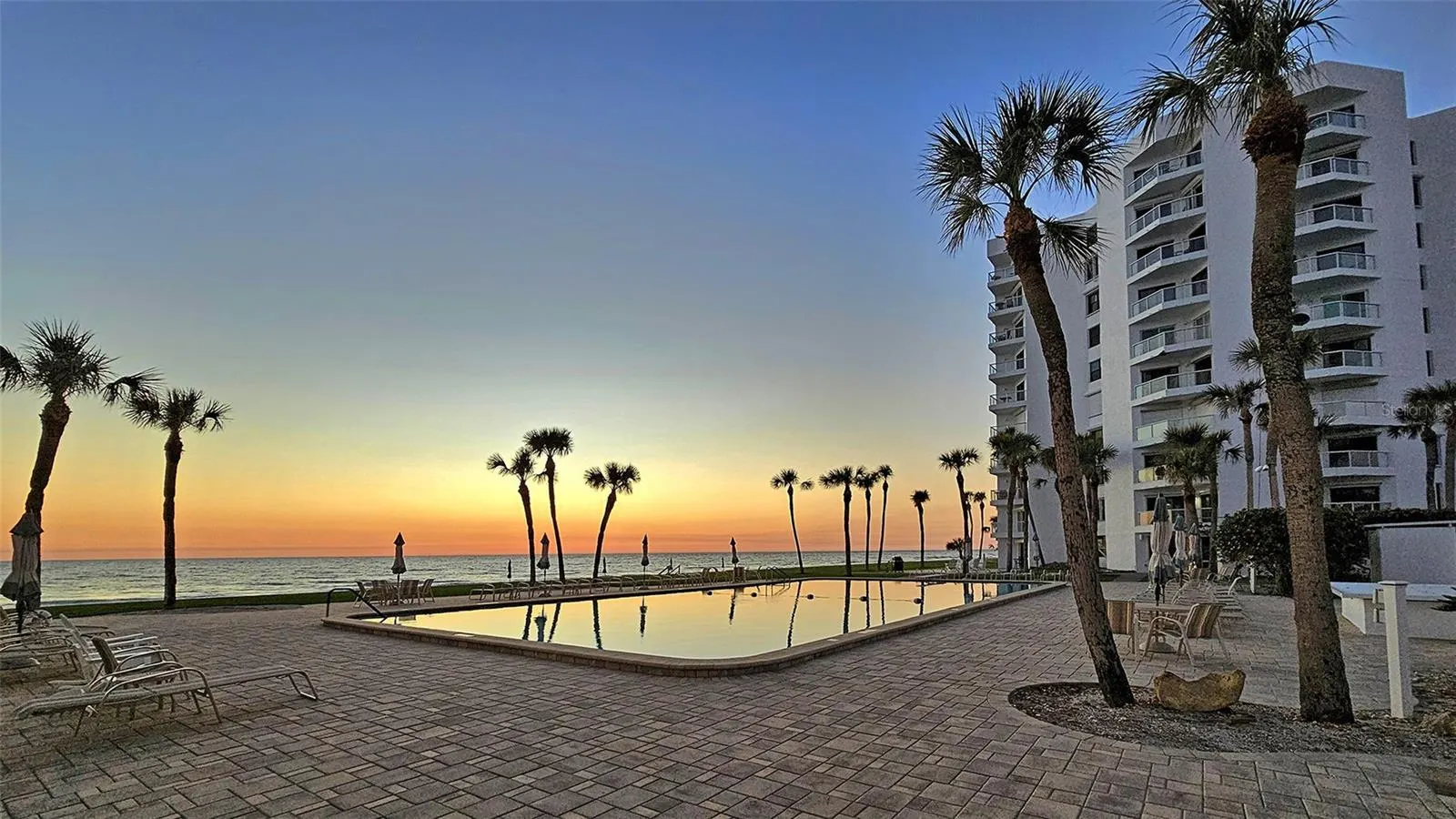 1000 LONGBOAT CLUB RD #304 #304