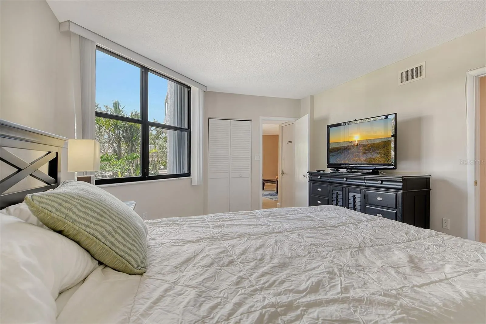1000 LONGBOAT CLUB RD #304 #304