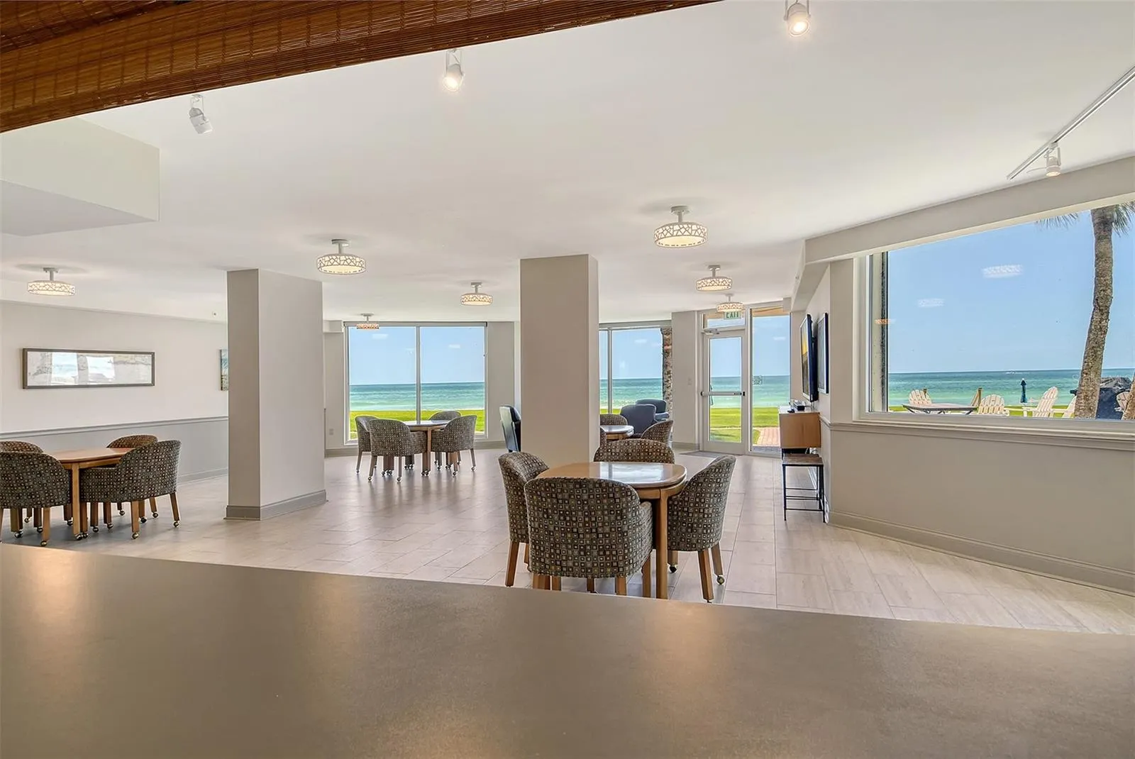 1000 LONGBOAT CLUB RD #304 #304