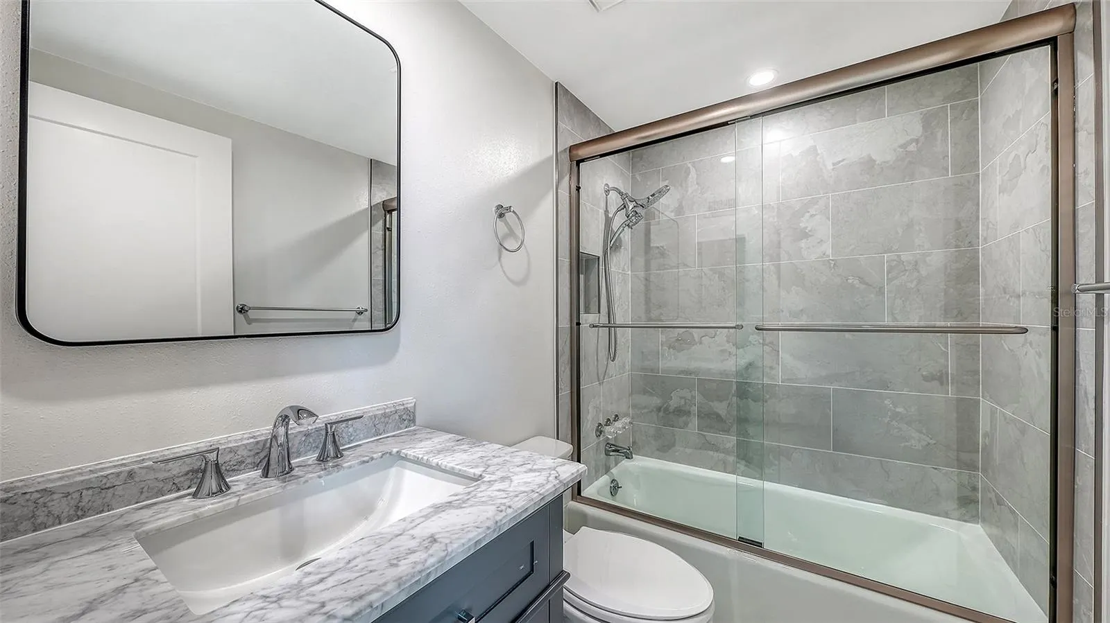 1000 LONGBOAT CLUB RD #304 #304