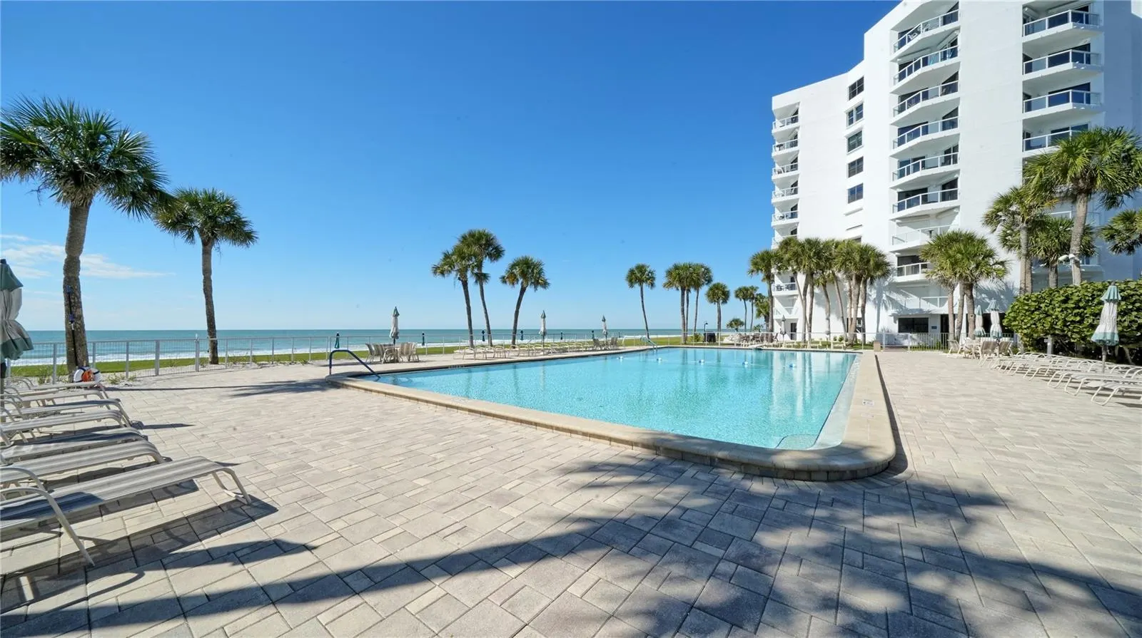 1000 LONGBOAT CLUB RD #304 #304