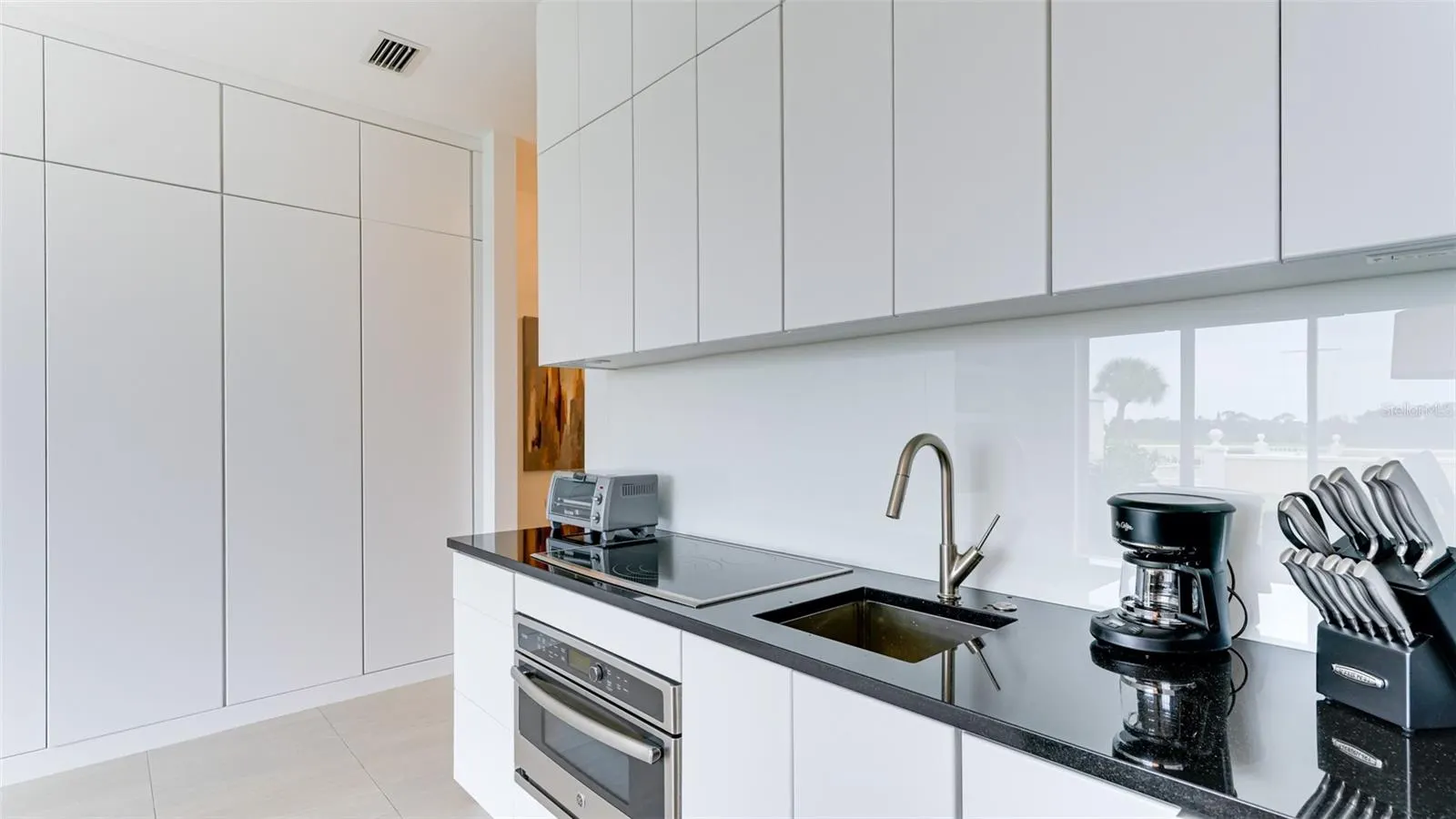 51 MACEWEN DR #5 #5
