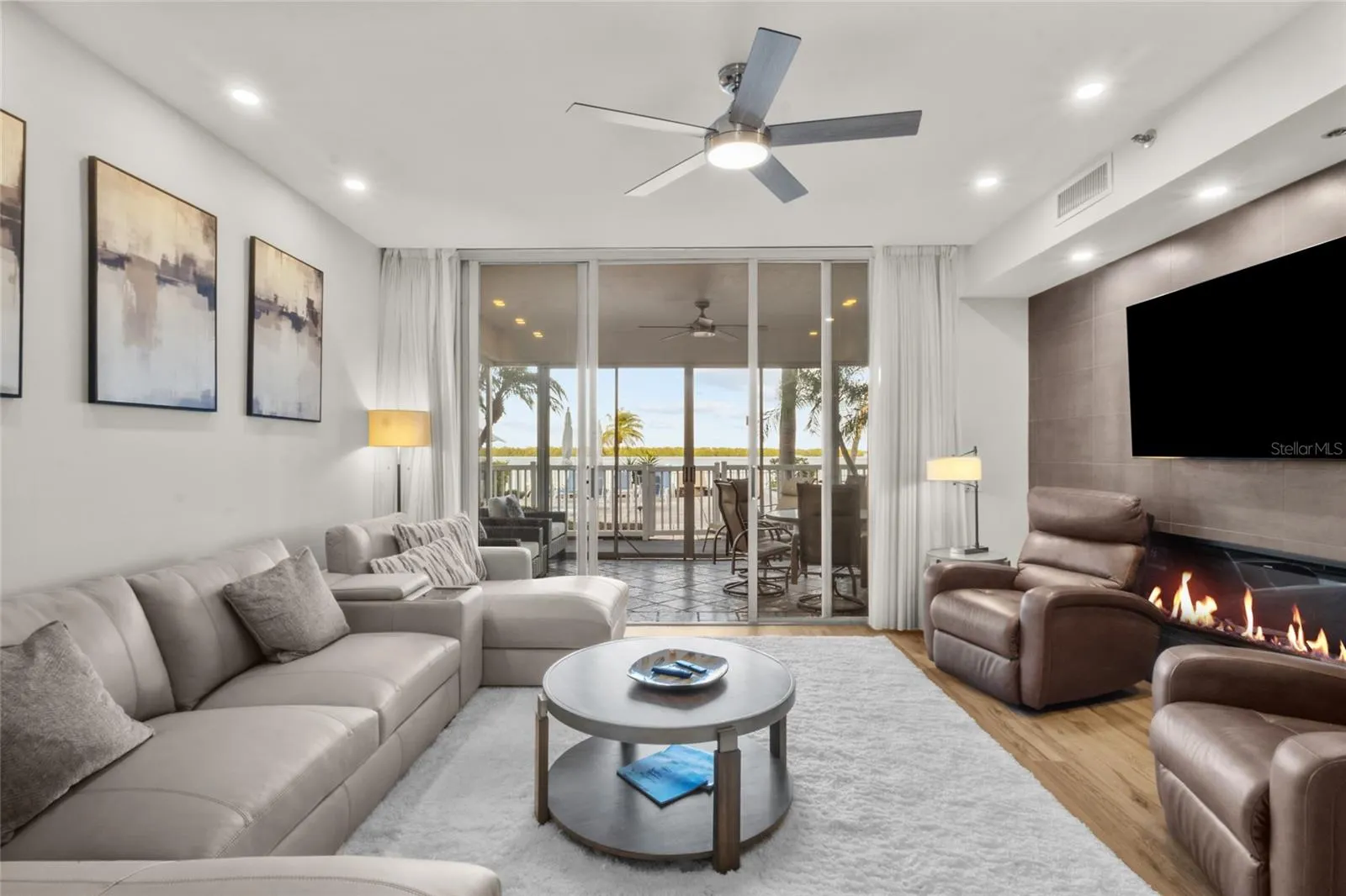 615 DREAM ISLAND PL #105 #105