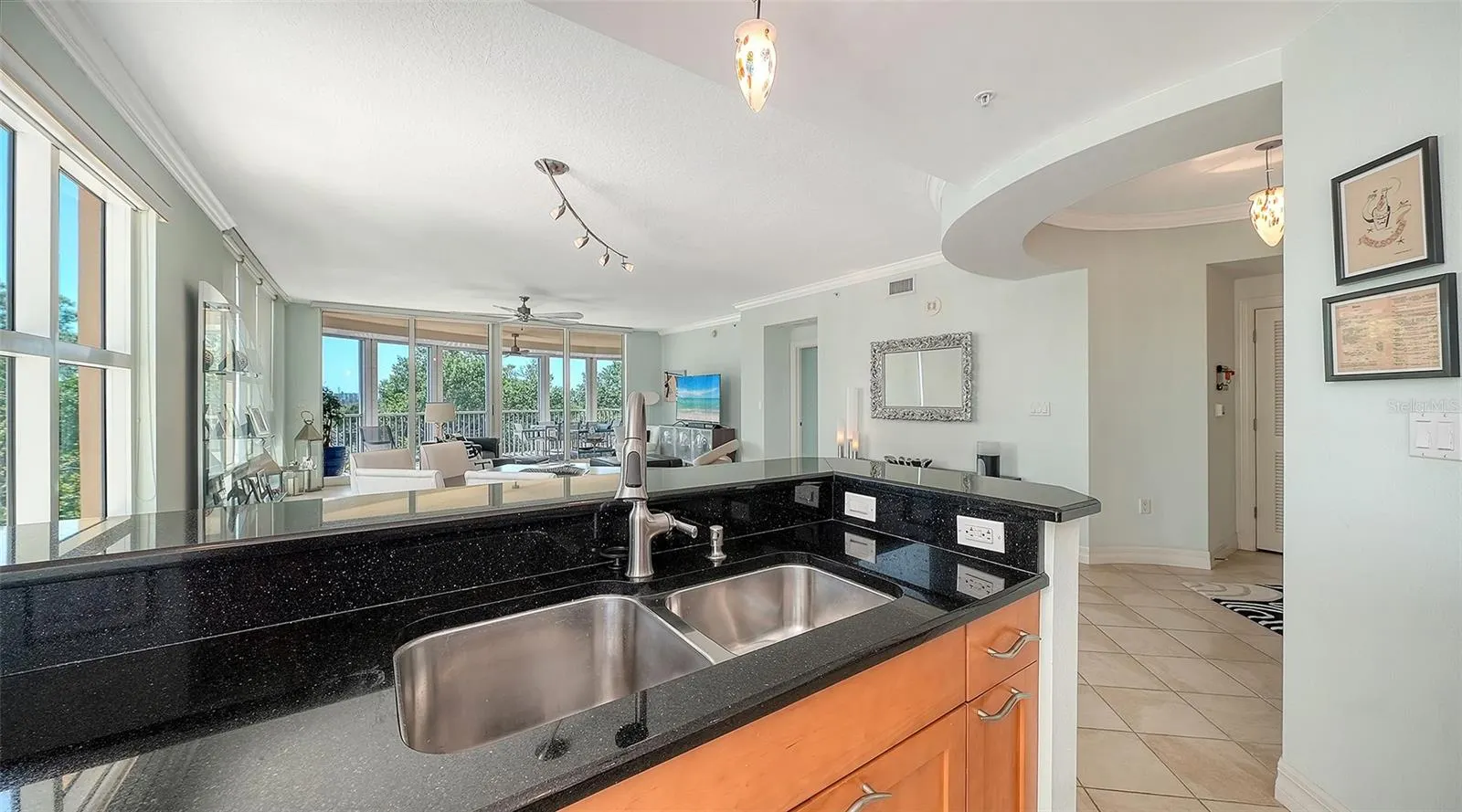 409 NORTH POINT RD #401 #401