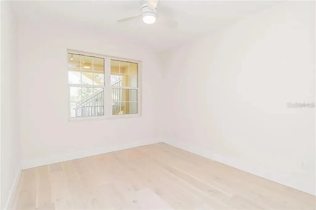 280 HIDDEN BAY DR #302 #302