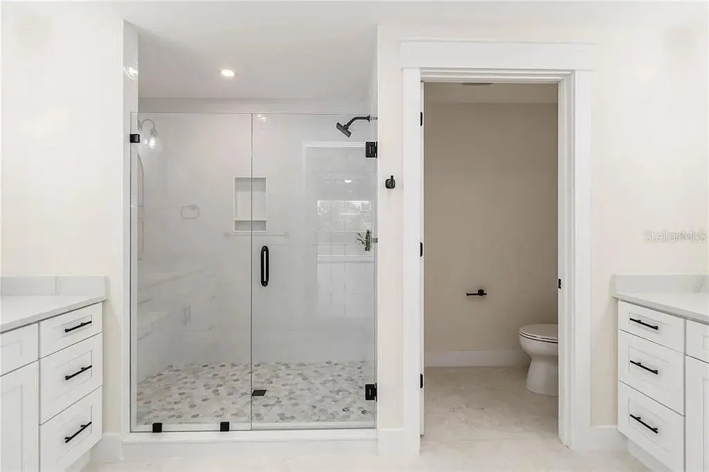 280 HIDDEN BAY DR #302 #302