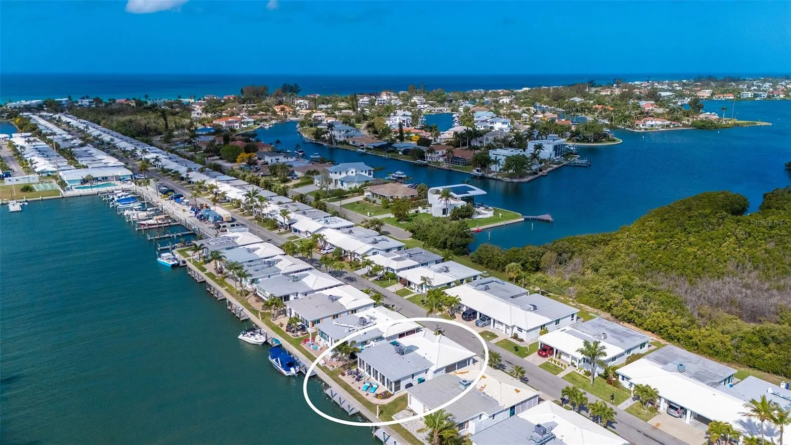 900 SPANISH DR N
