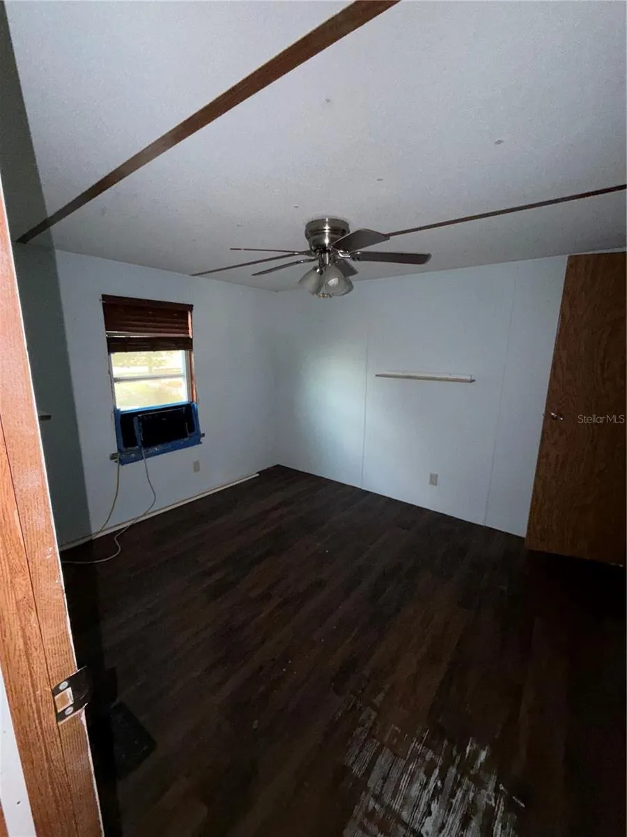 1059 NE SUGAR BABE RD