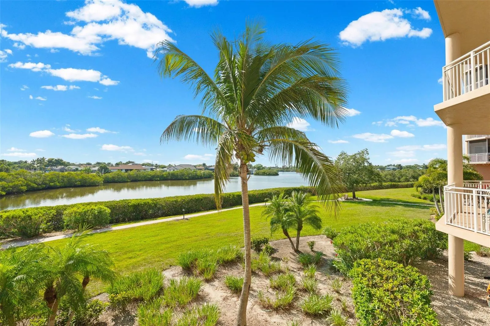 6100 JESSIE HARBOR DR #202 #202