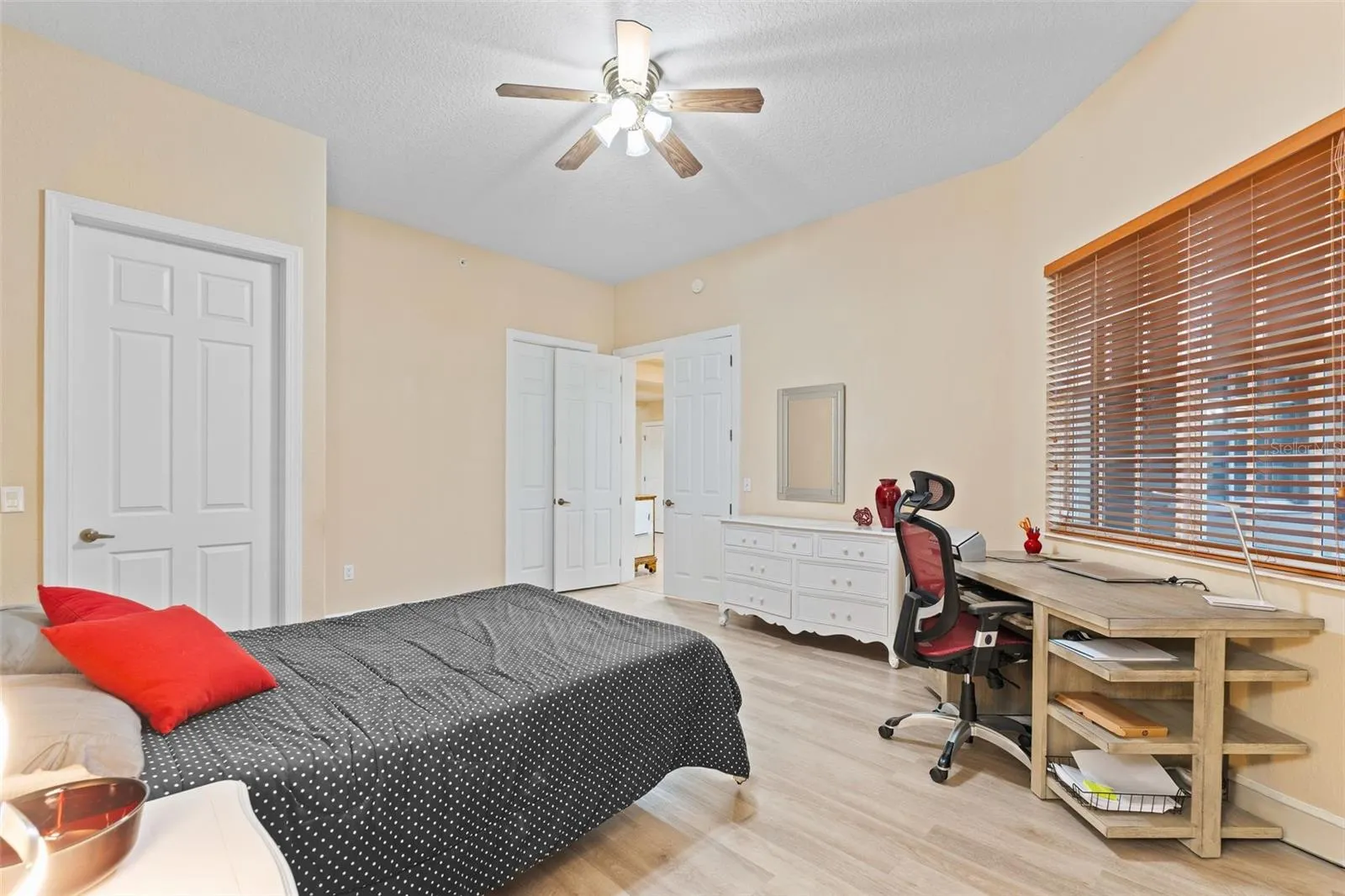 6100 JESSIE HARBOR DR #202 #202