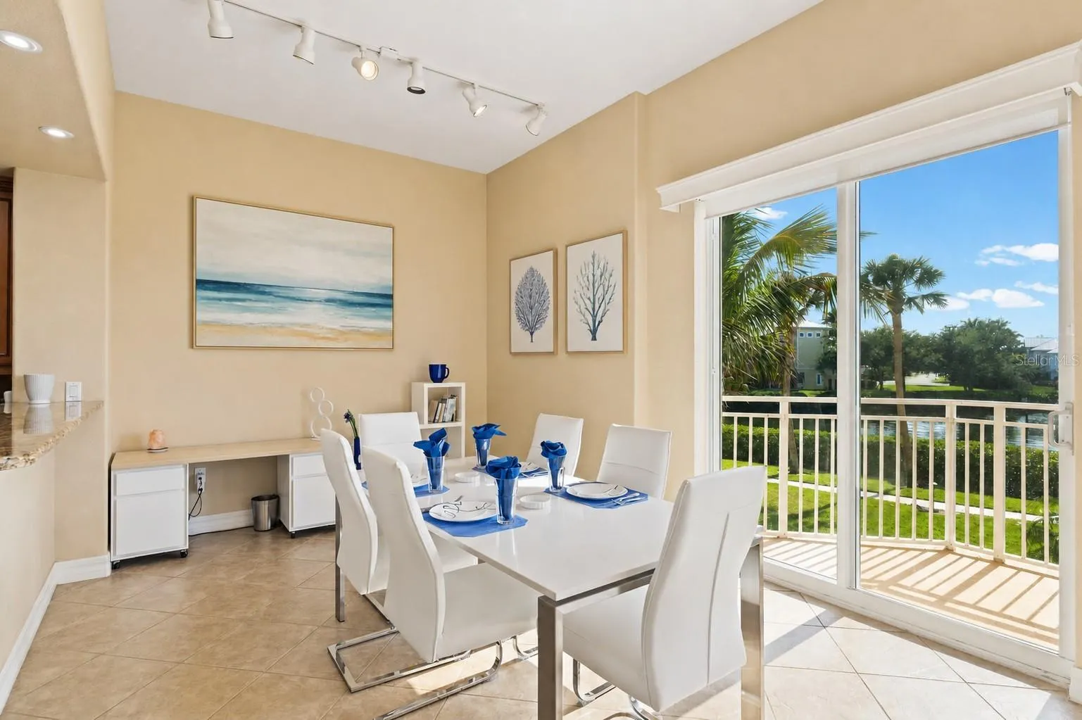 6100 JESSIE HARBOR DR #202 #202