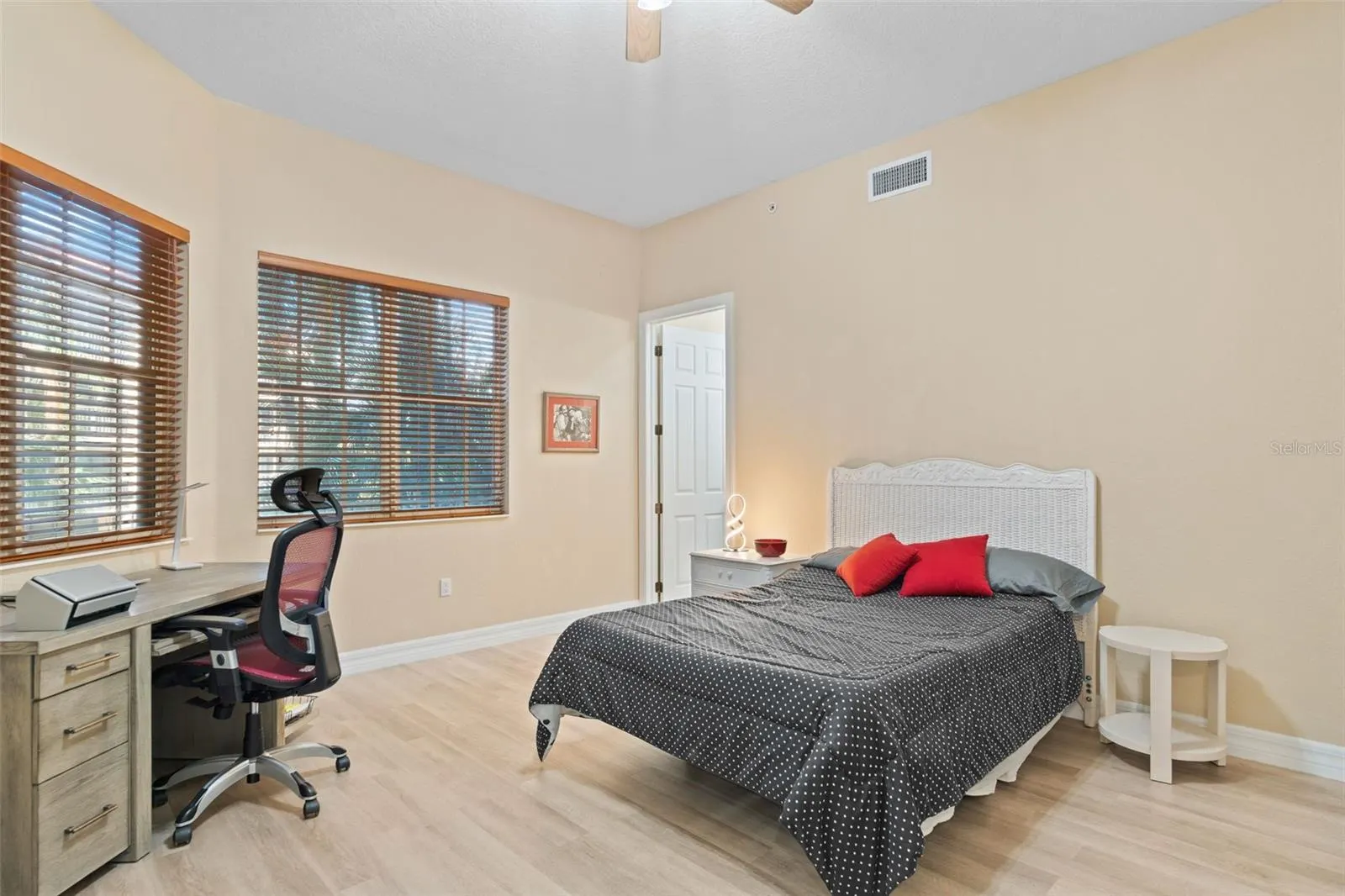 6100 JESSIE HARBOR DR #202 #202