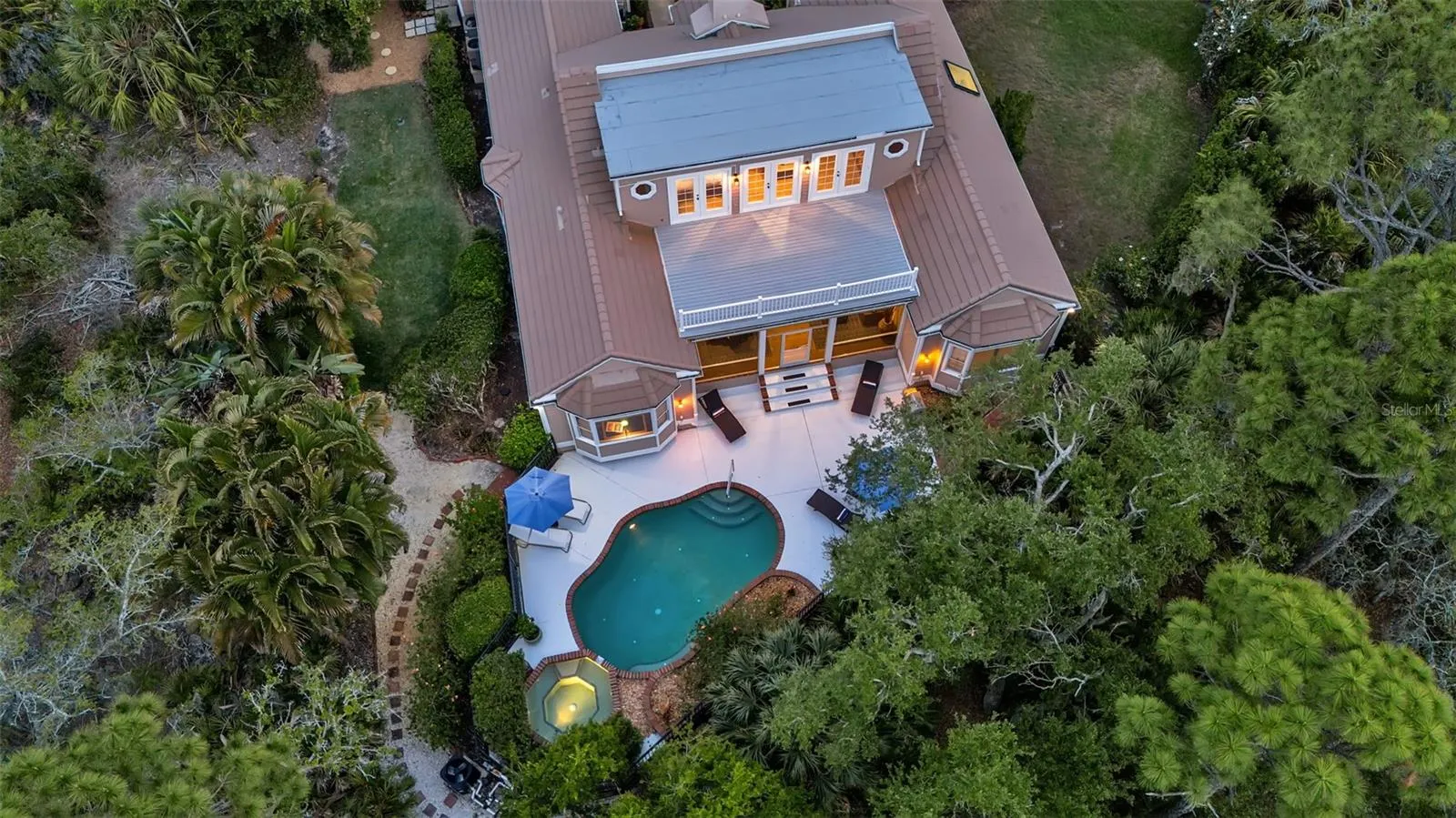 156 BISHOPS COURT RD