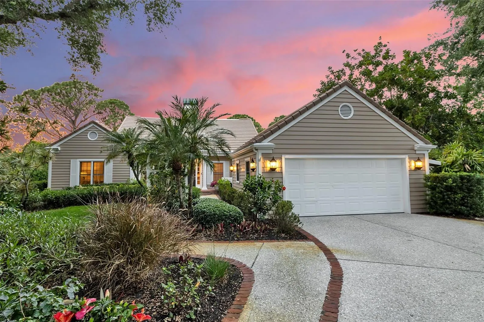 156 BISHOPS COURT RD