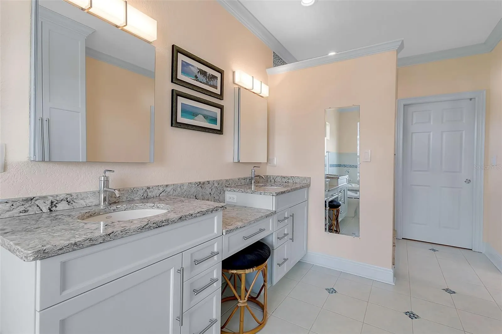 524 HORNBLOWER LN