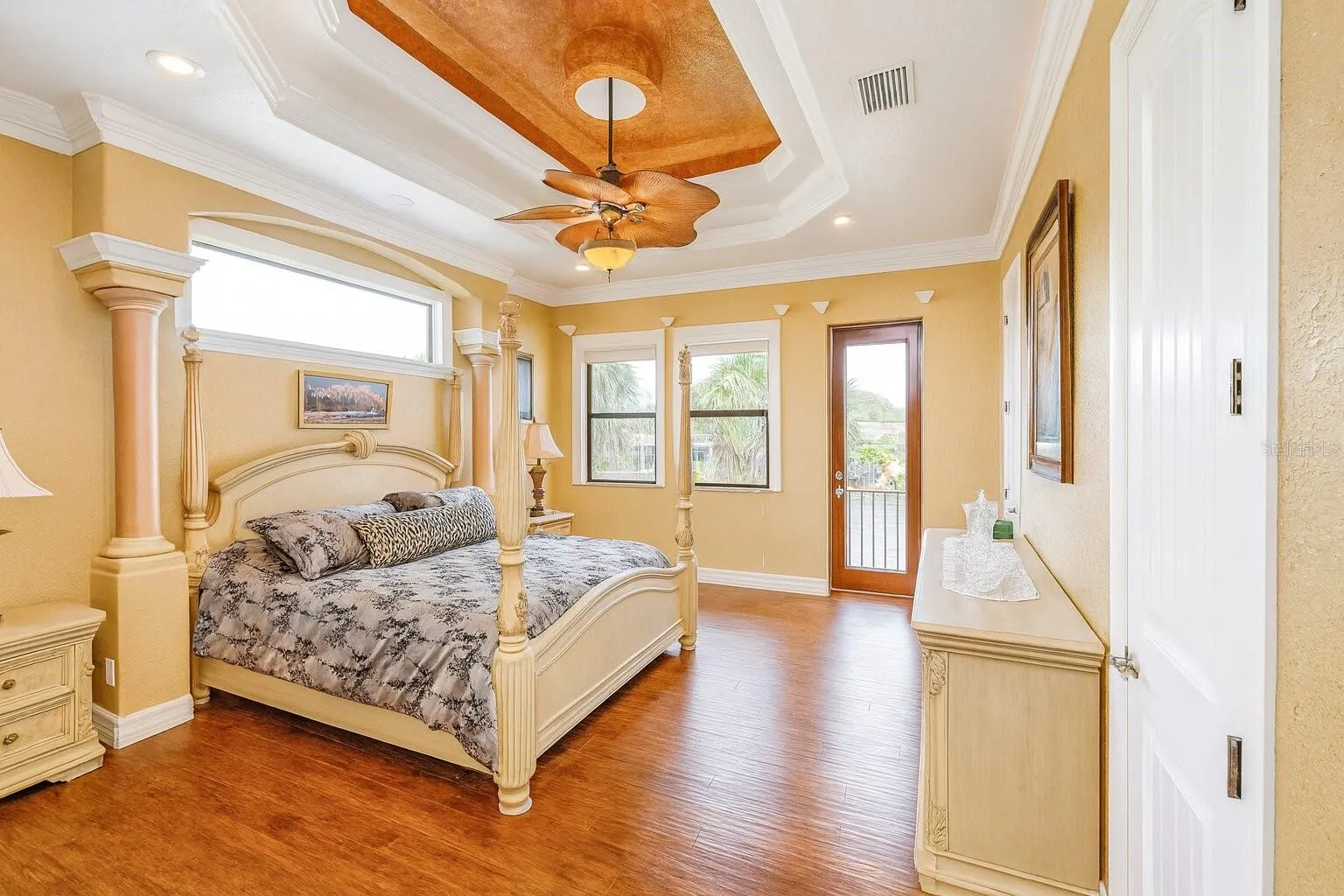 135 TINA ISLAND DR