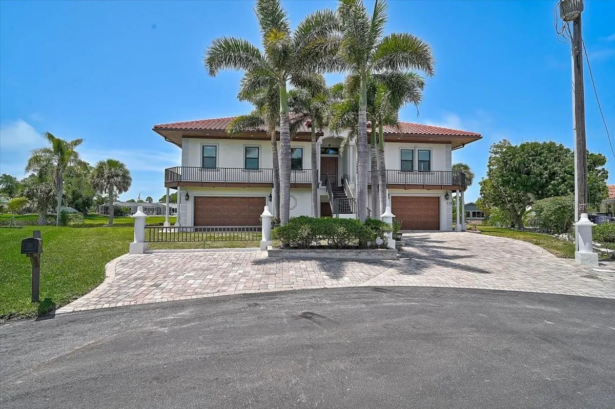 135 TINA ISLAND DR
