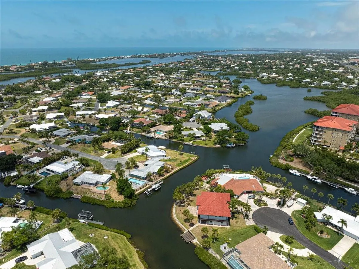 135 TINA ISLAND DR