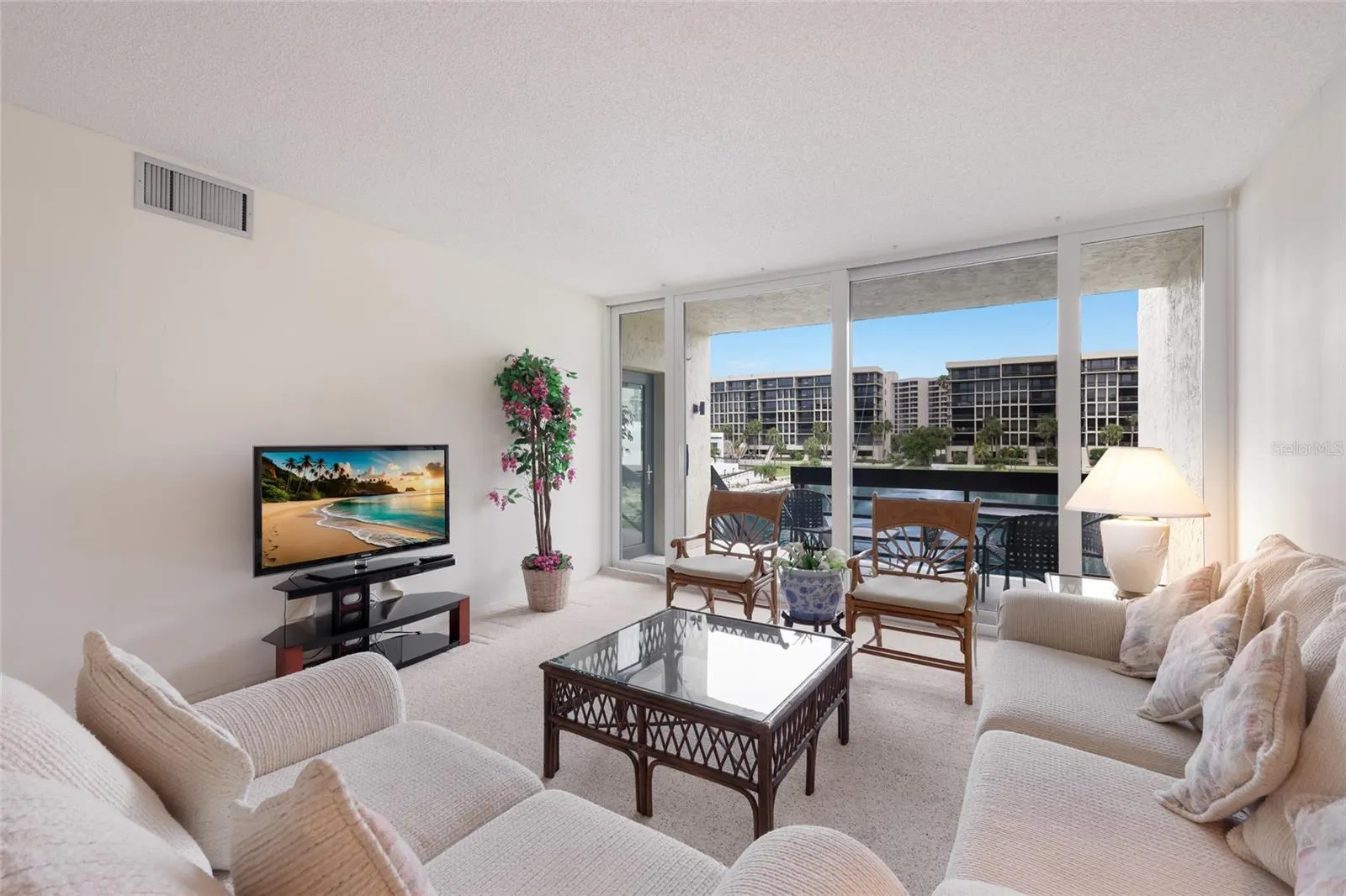 1095 GULF OF MEXICO DR #102 #102