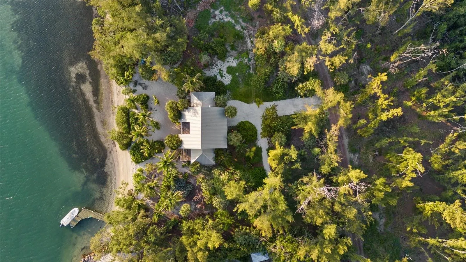 7143 LA LENAIRE DR