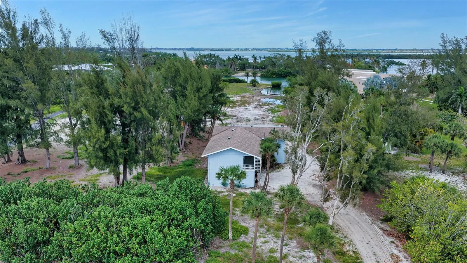 6664 & 6660 & 6670 GULF OF MEXICO DR