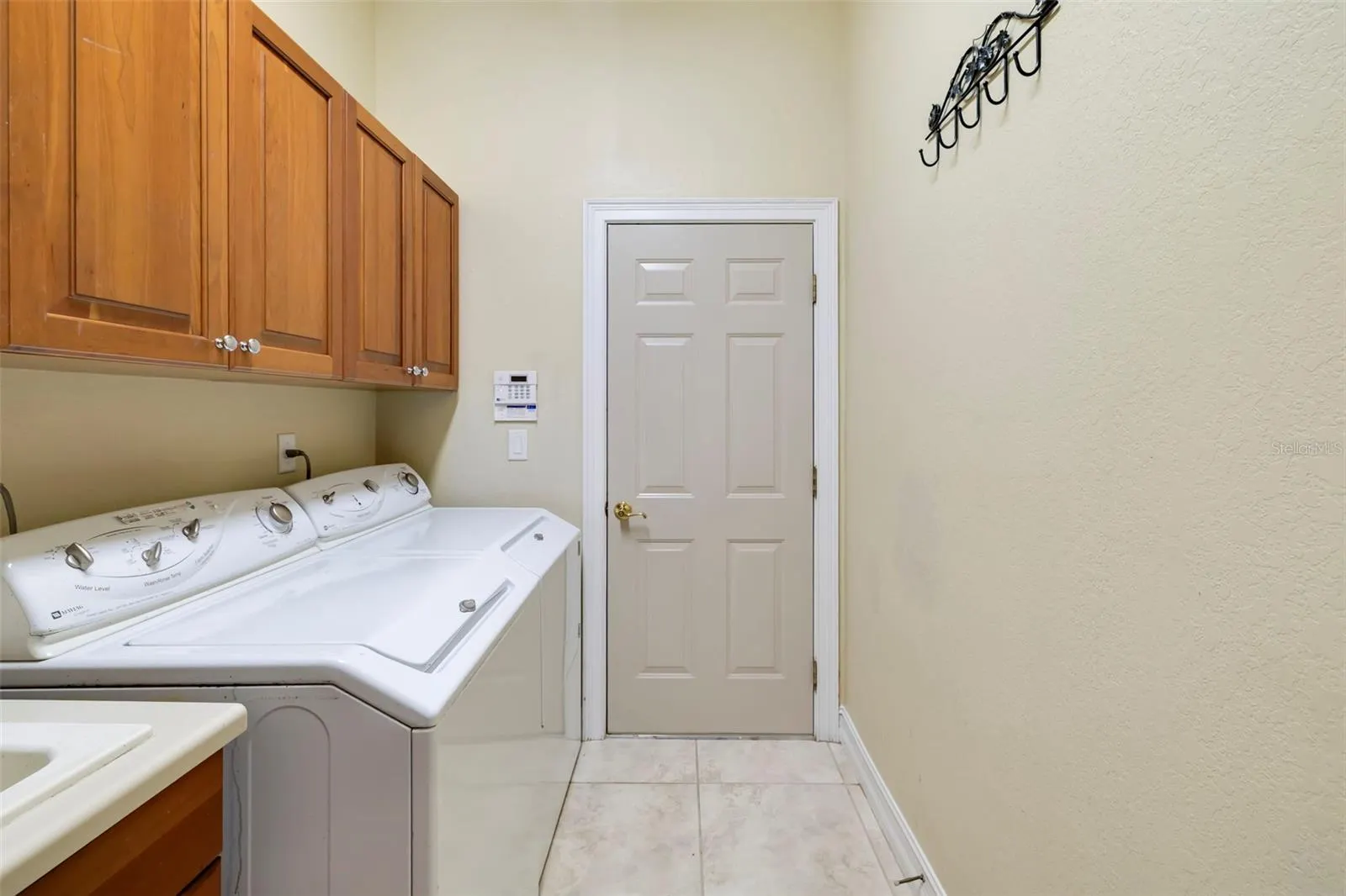 286 PESARO DR