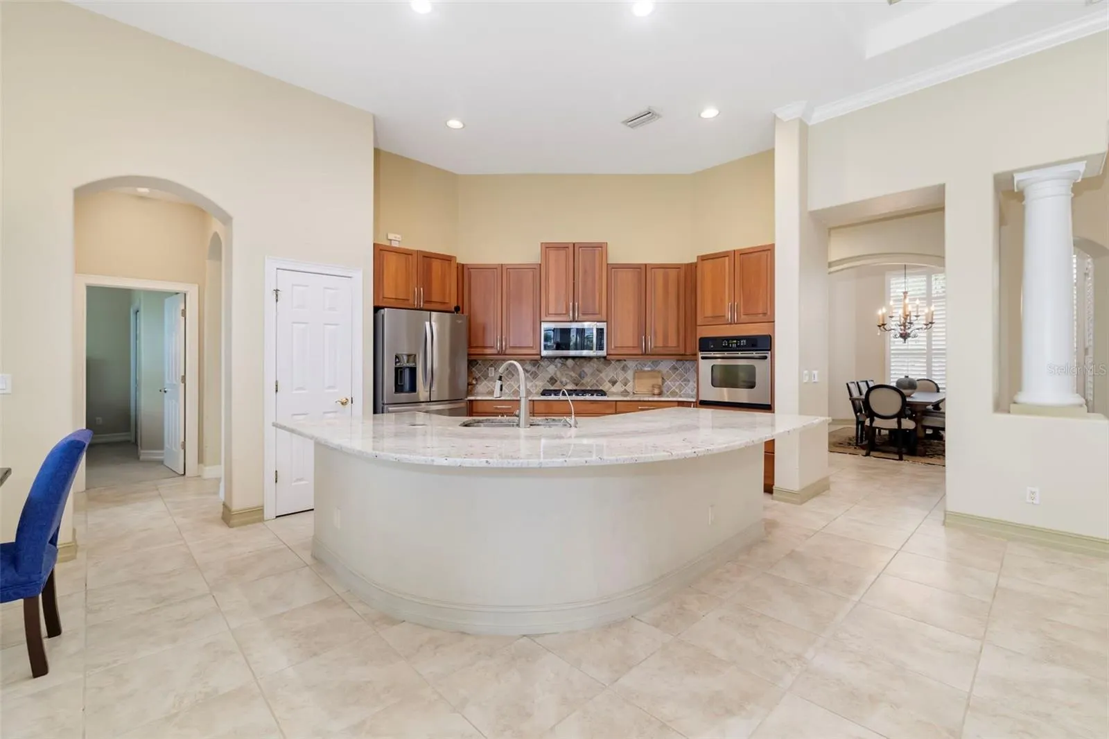 286 PESARO DR