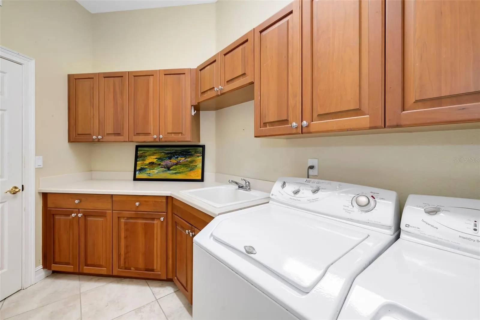 286 PESARO DR