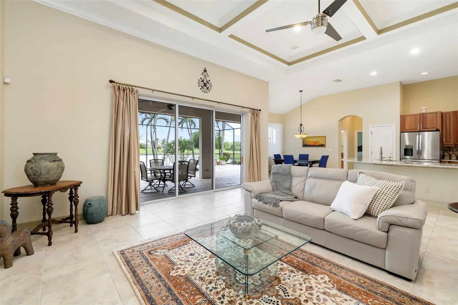 286 PESARO DR