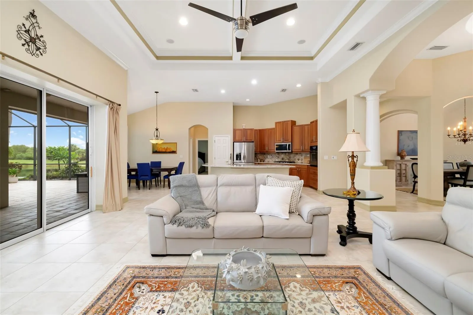 286 PESARO DR
