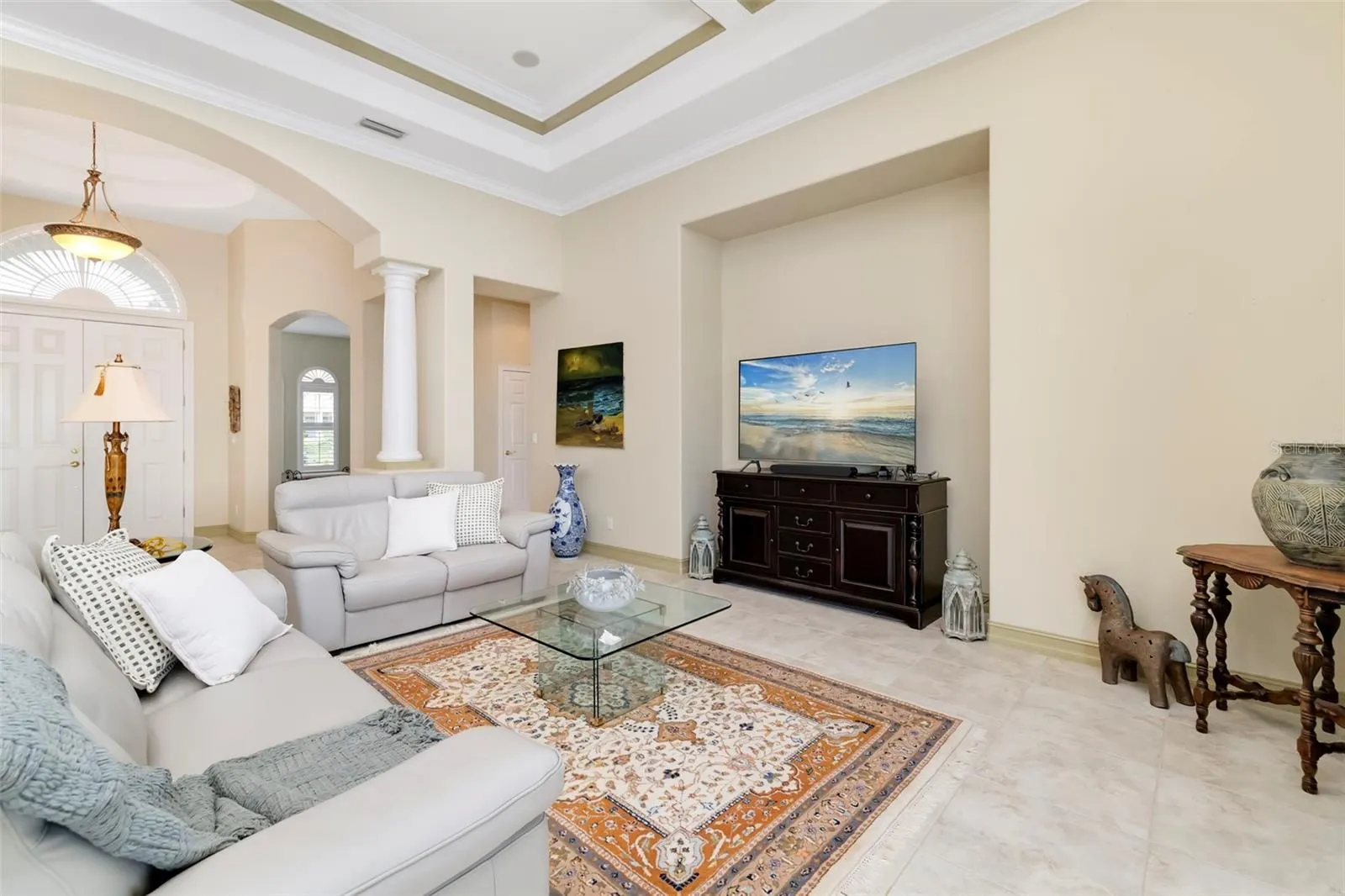 286 PESARO DR