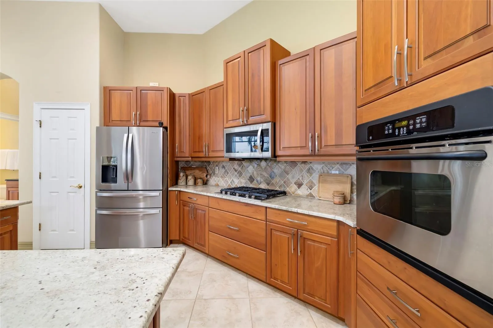 286 PESARO DR