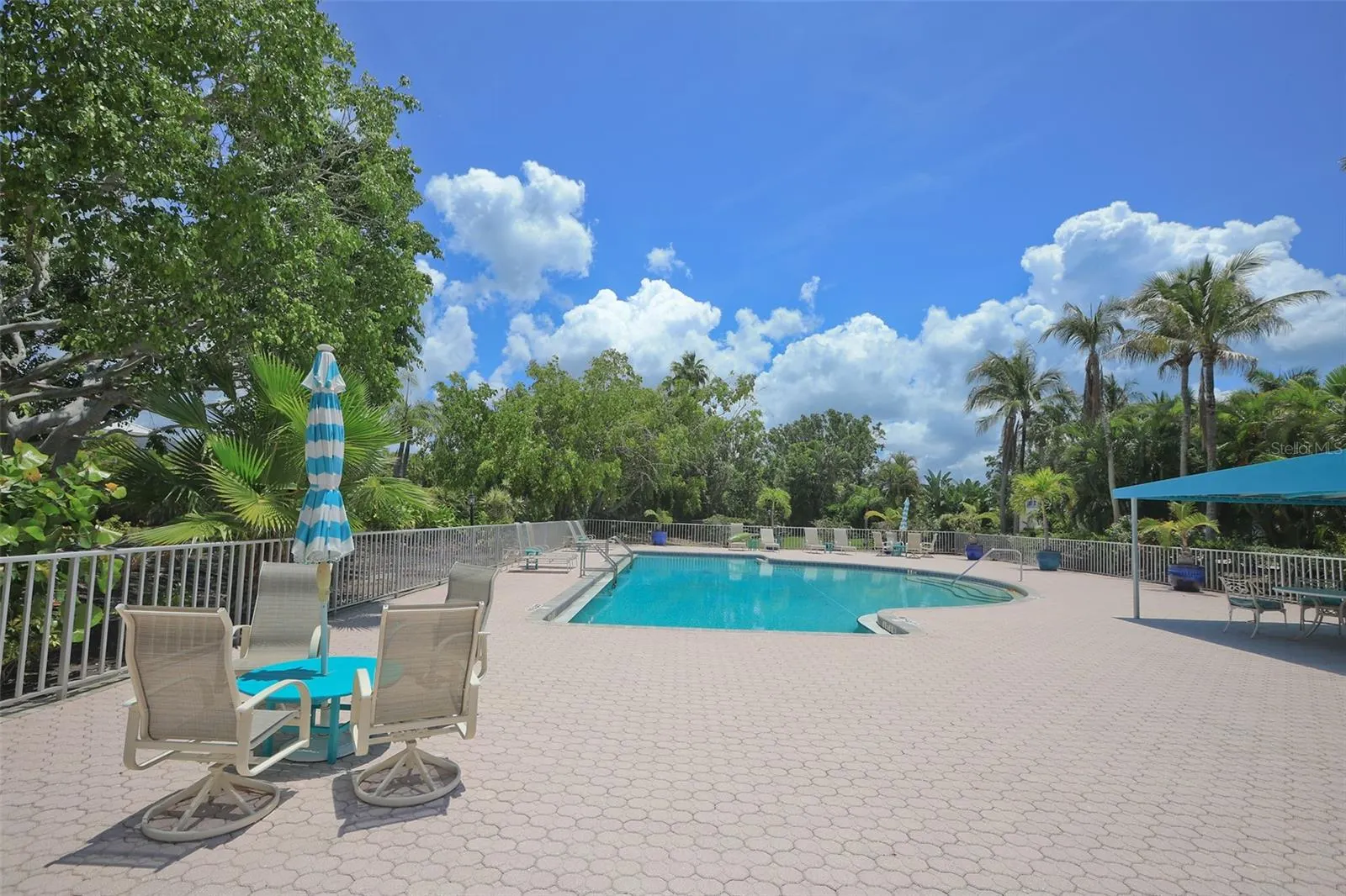 3527 FAIR OAKS LN