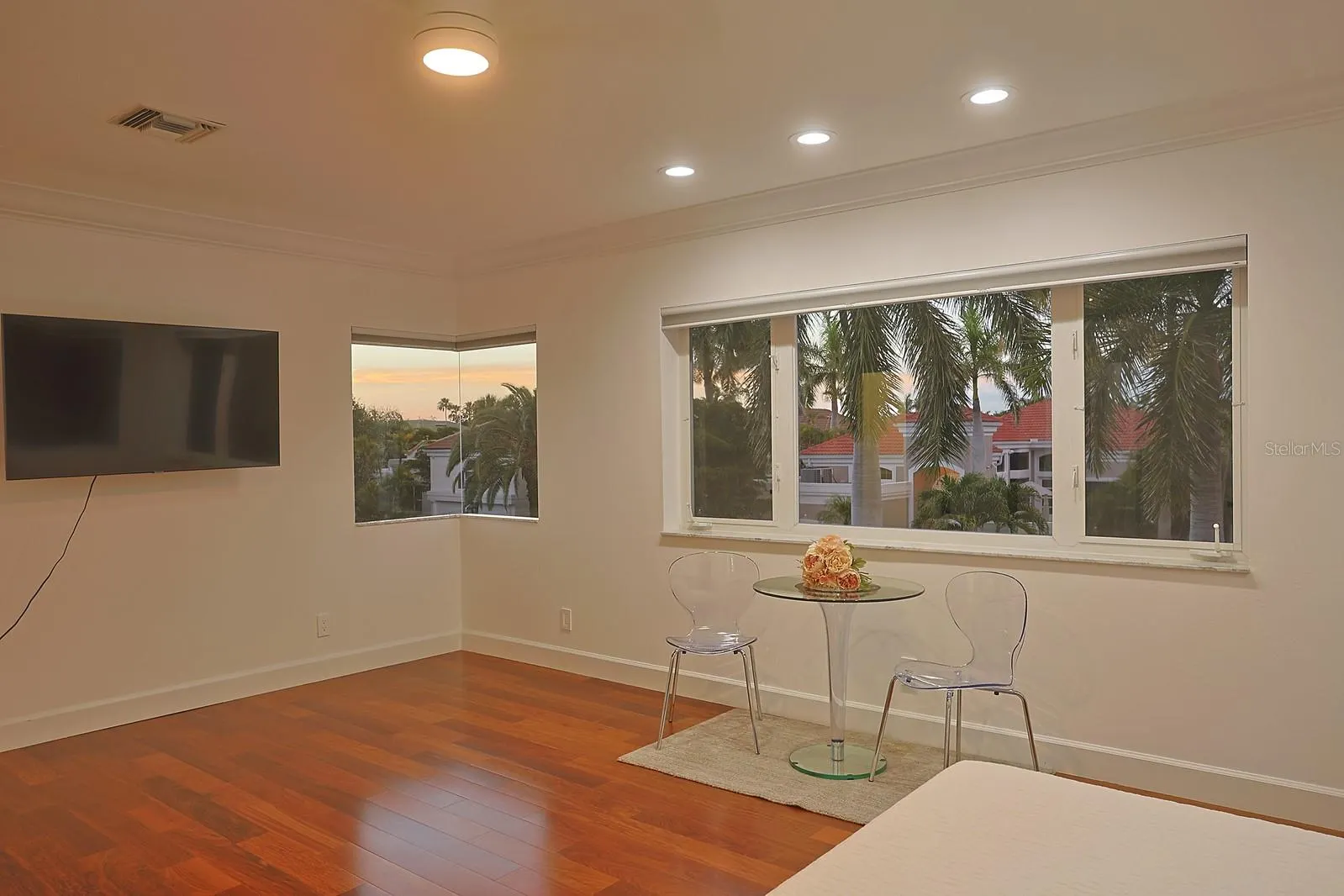 3527 FAIR OAKS LN