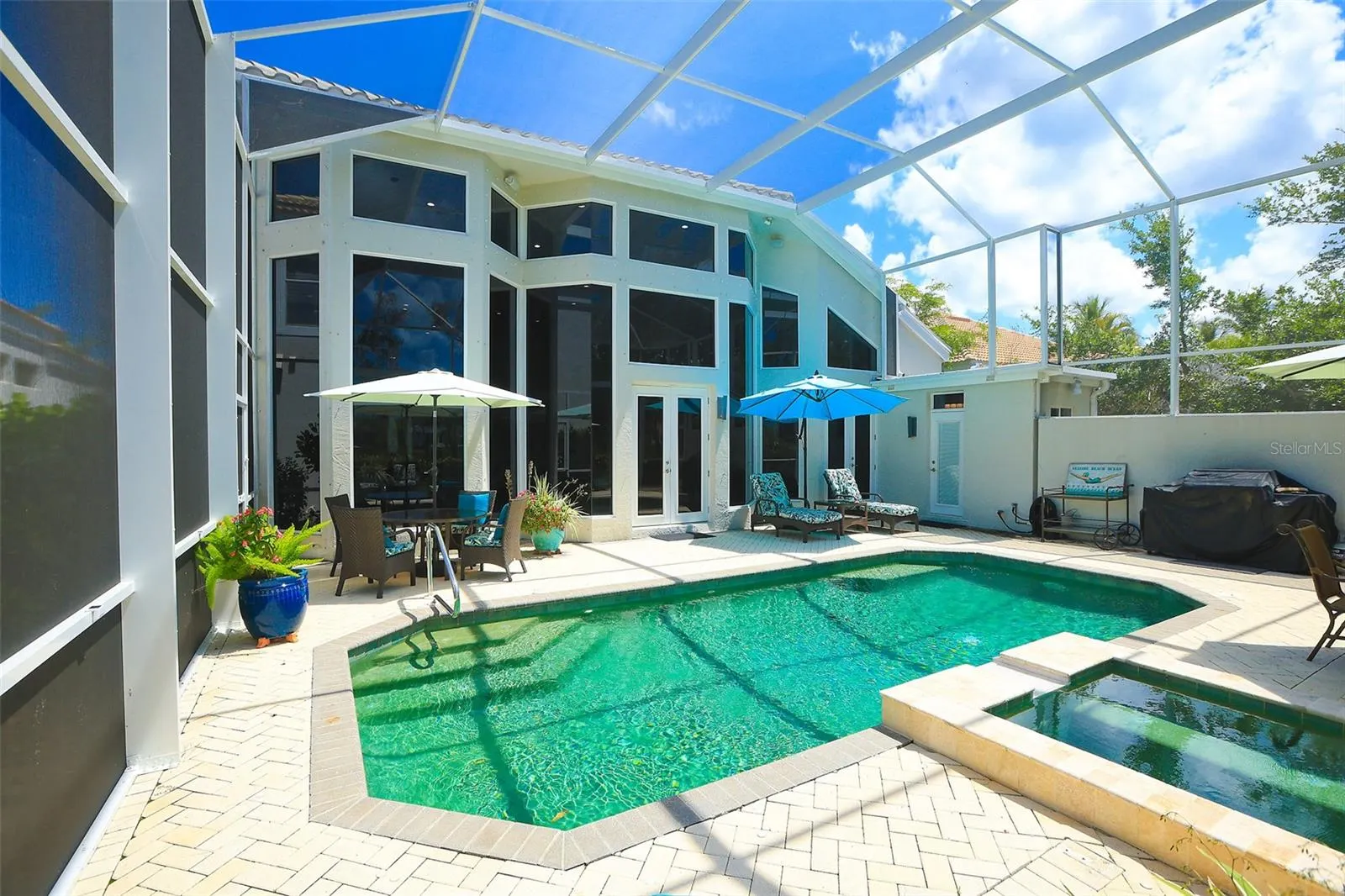 3527 FAIR OAKS LN
