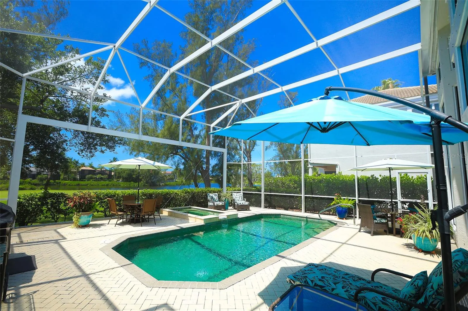 3527 FAIR OAKS LN