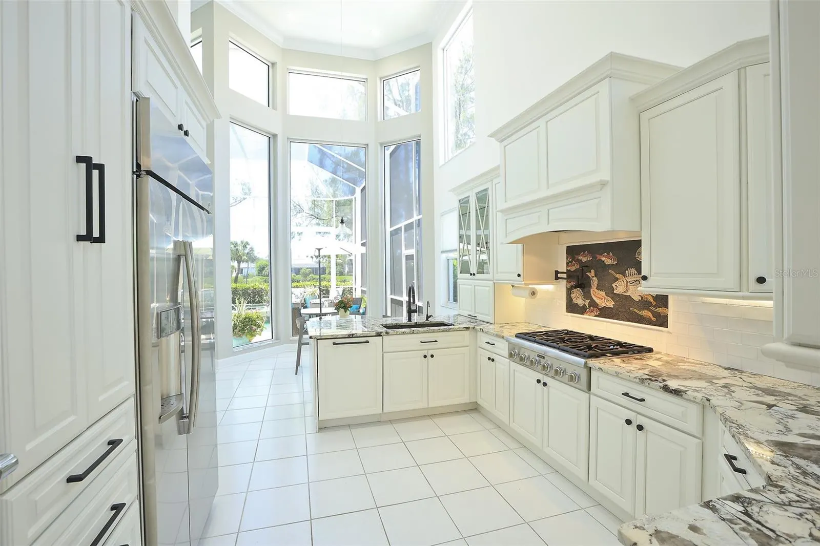 3527 FAIR OAKS LN