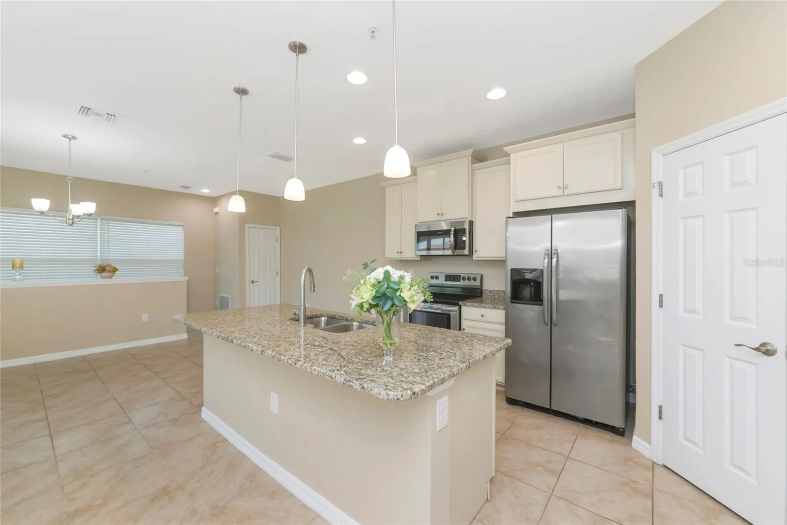 4296 EXPEDITION WAY #104 #104