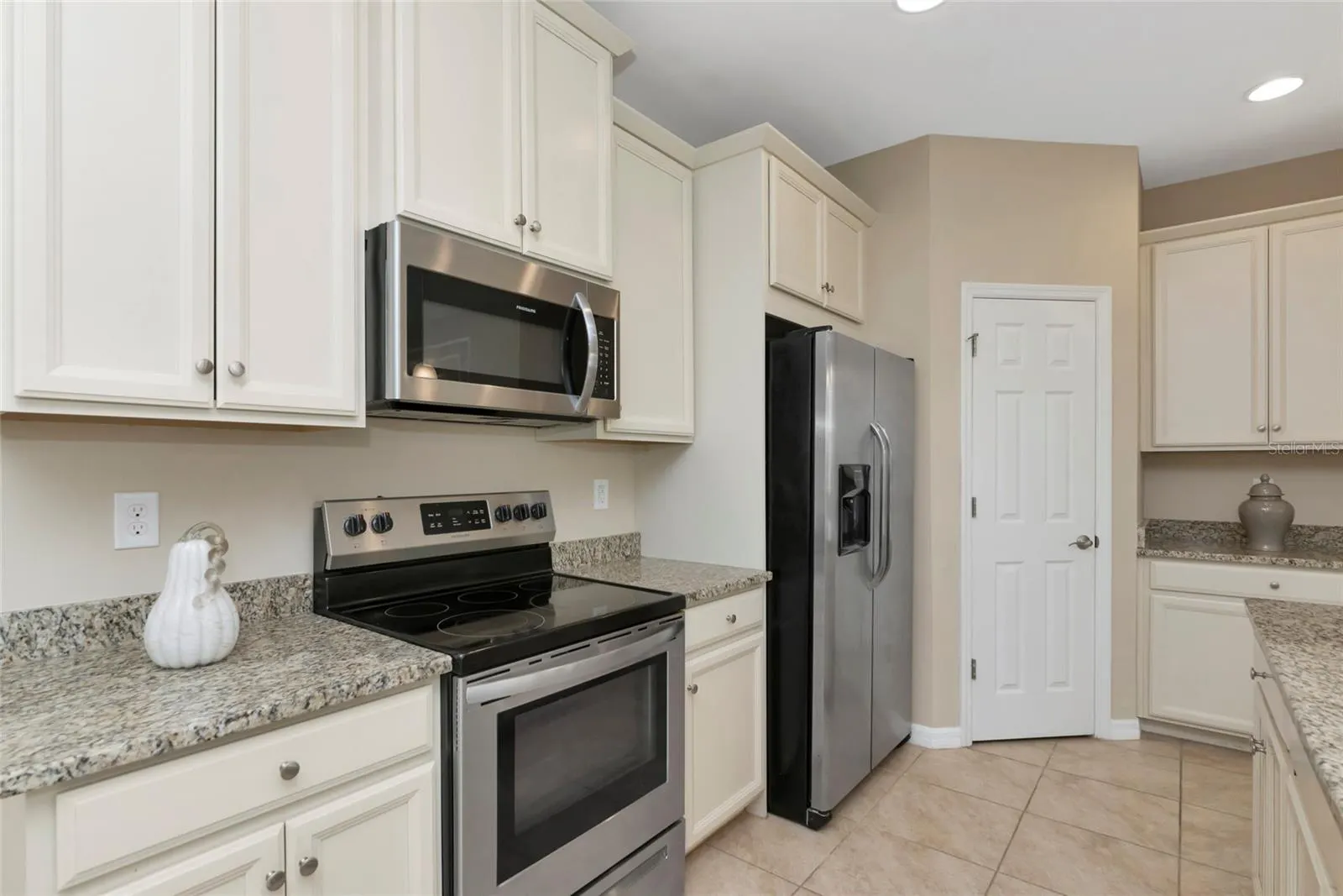 4296 EXPEDITION WAY #104 #104
