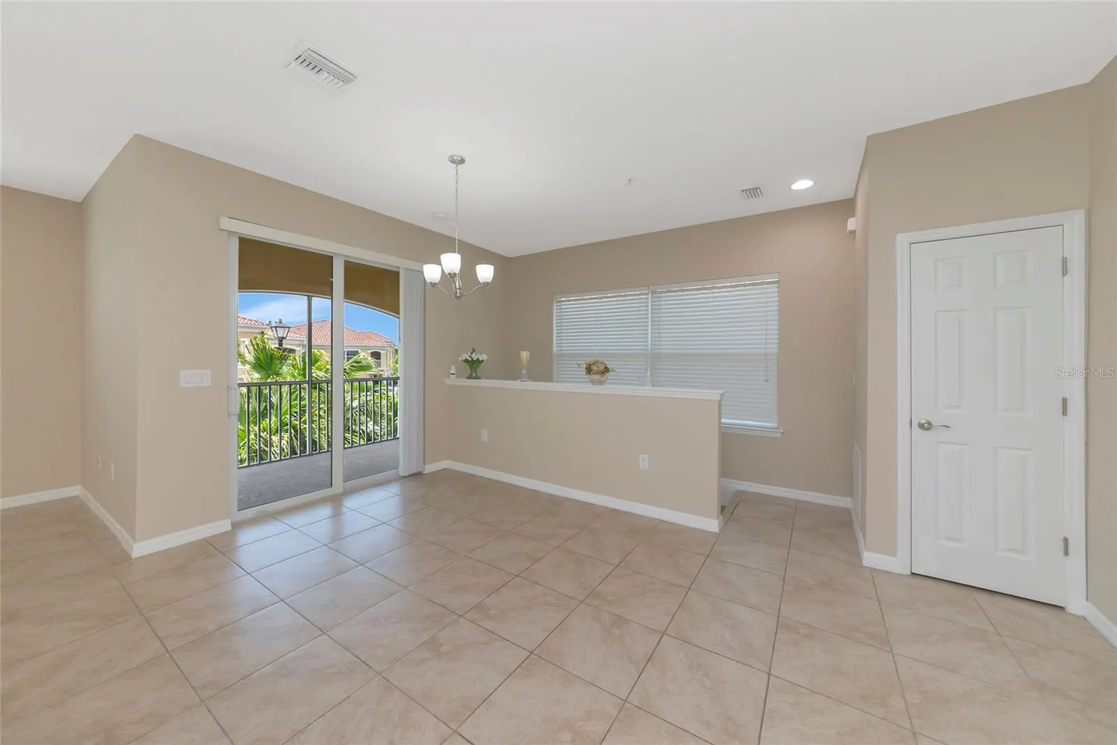 4296 EXPEDITION WAY #104 #104