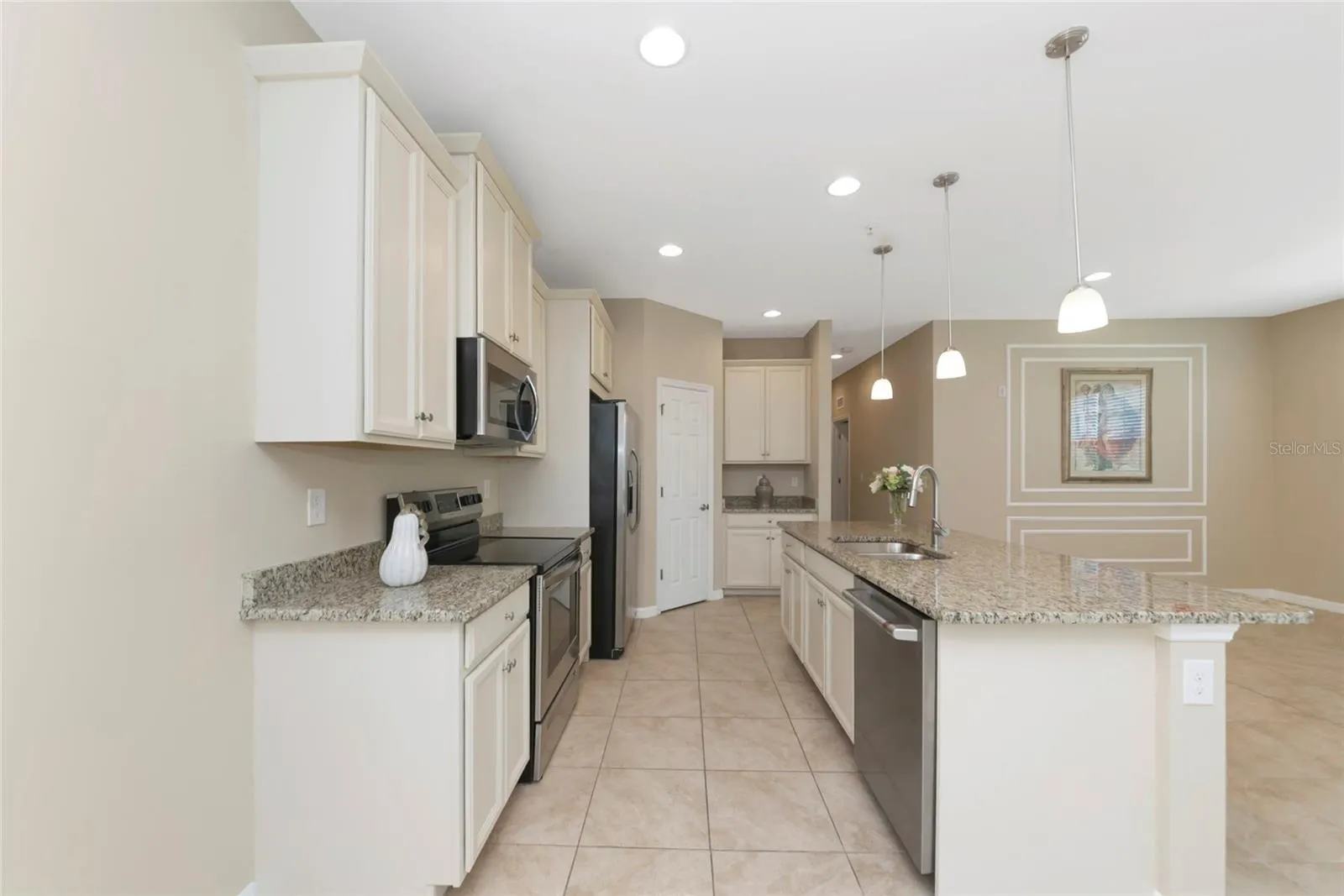 4296 EXPEDITION WAY #104 #104