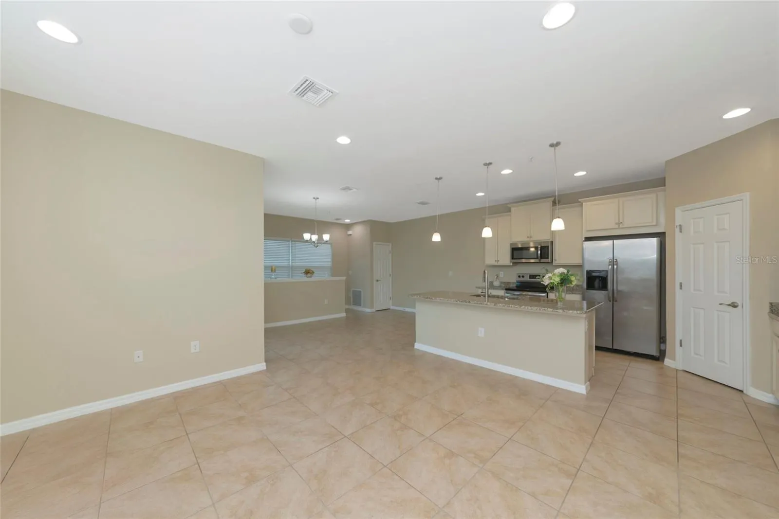 4296 EXPEDITION WAY #104 #104